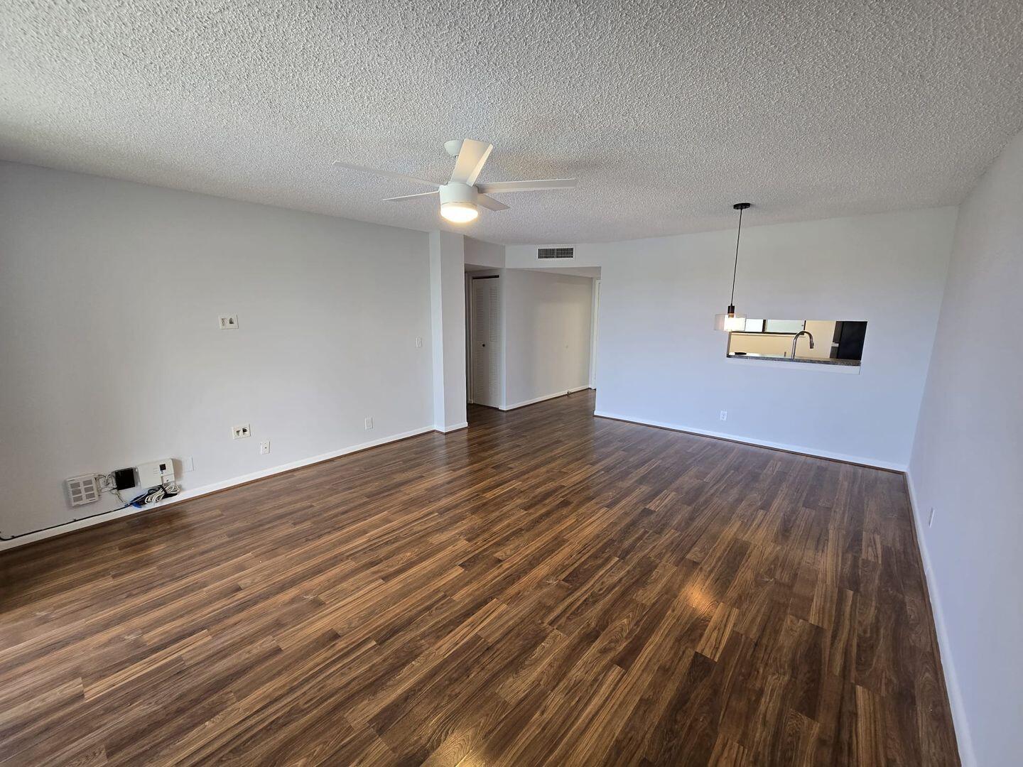 5130 Las Verdes Circle 324