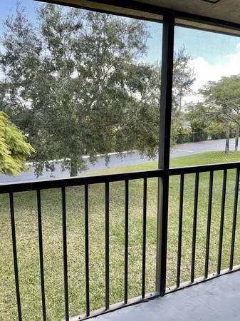 SAVANNAS CLUB CONDO - Residential Lease