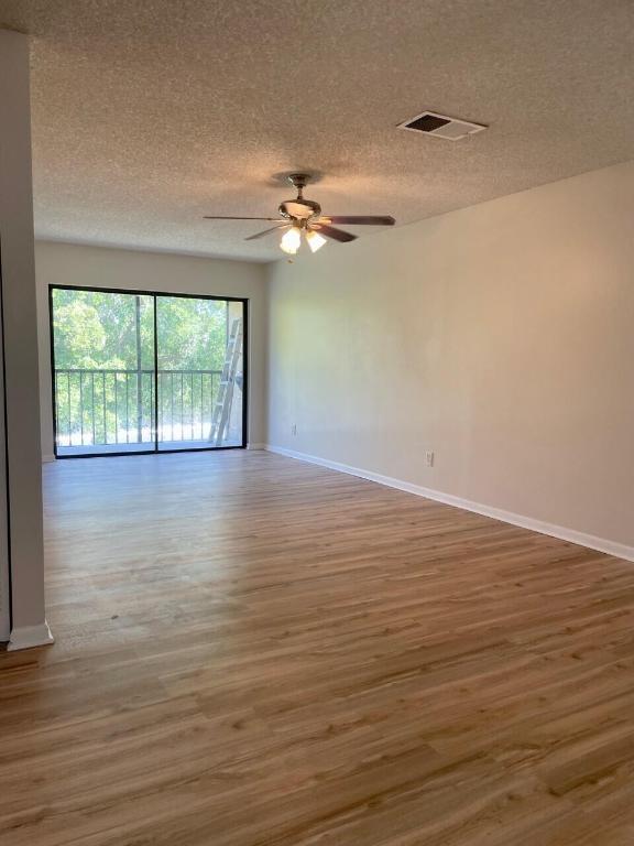 SAVANNAS CLUB CONDO - Residential Lease