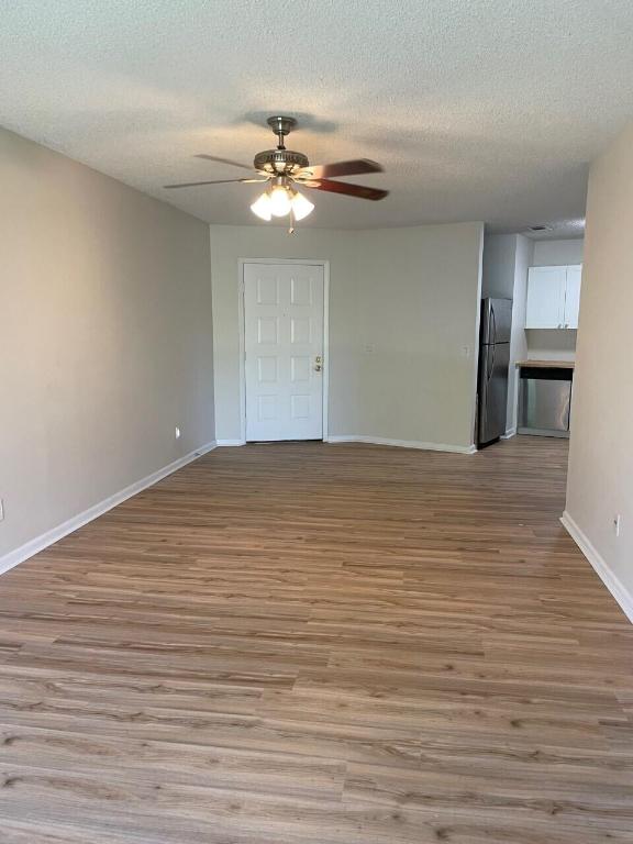 SAVANNAS CLUB CONDO - Residential Lease