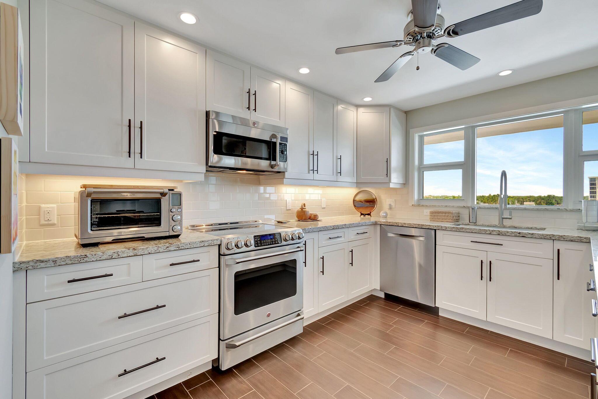 Seagate Towers - Residential