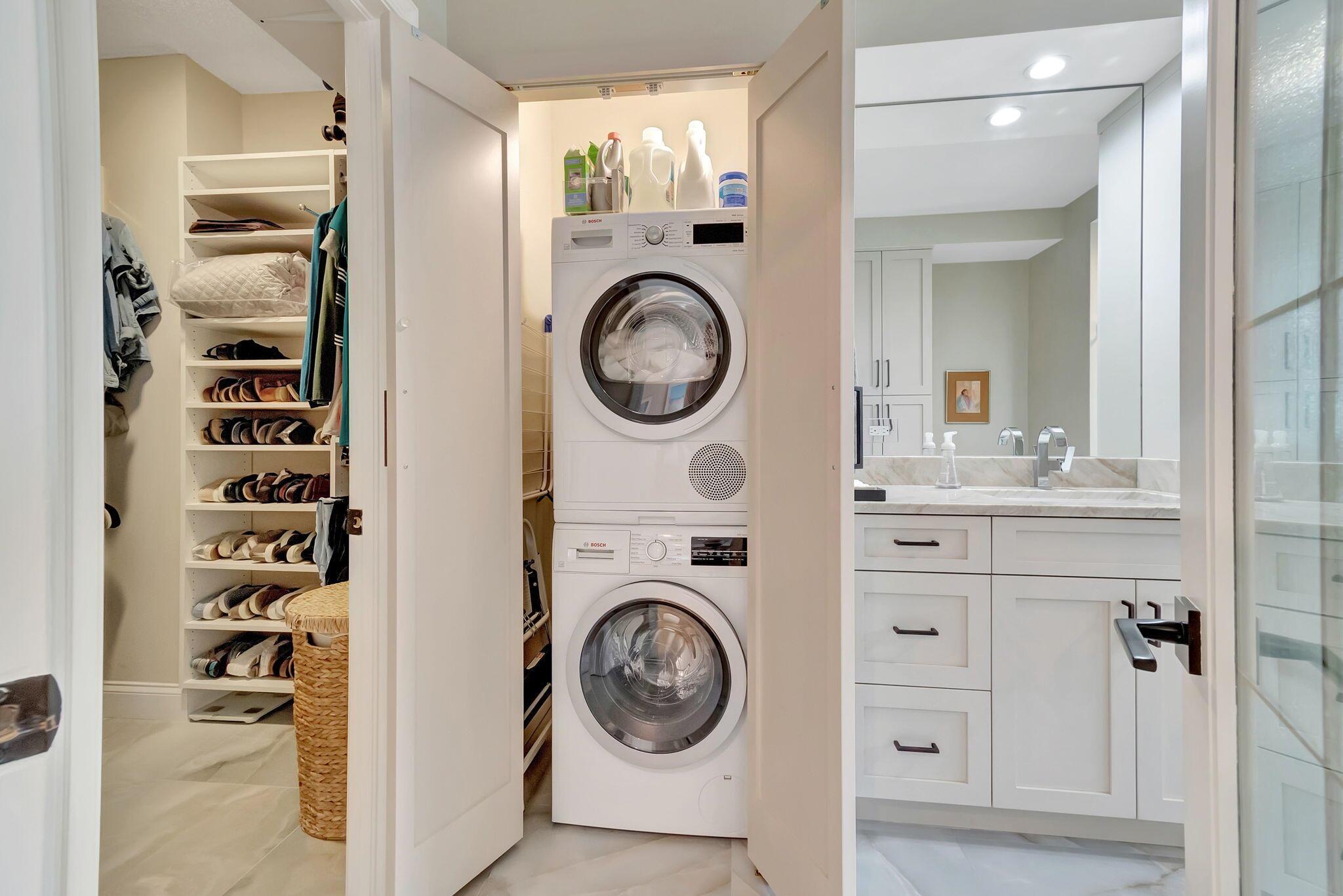 Seagate Towers - Residential