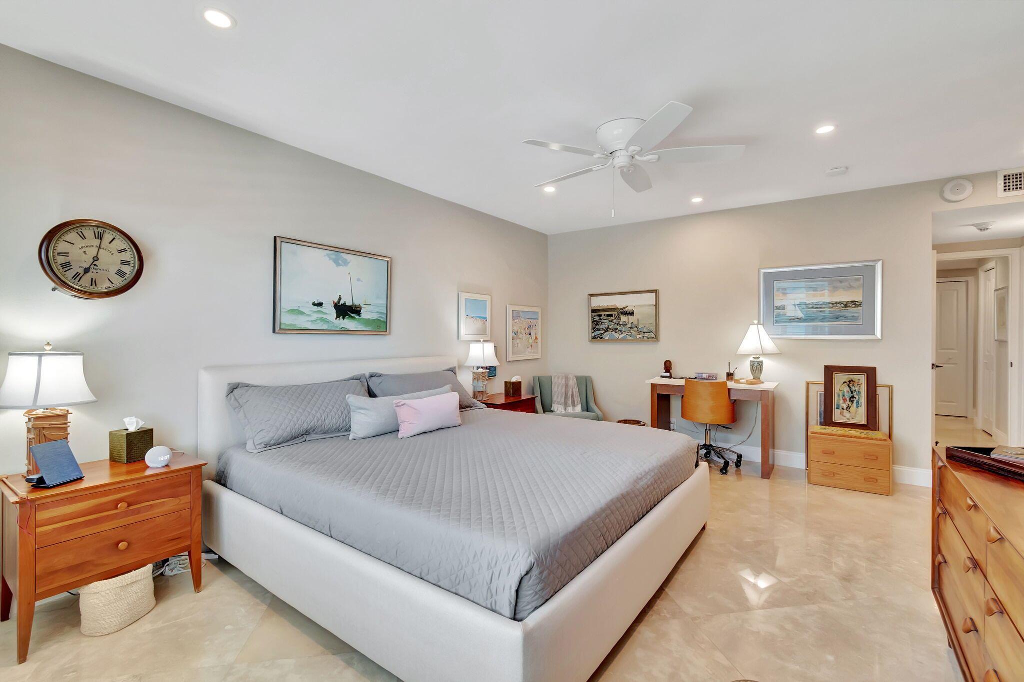 Seagate Towers - Residential