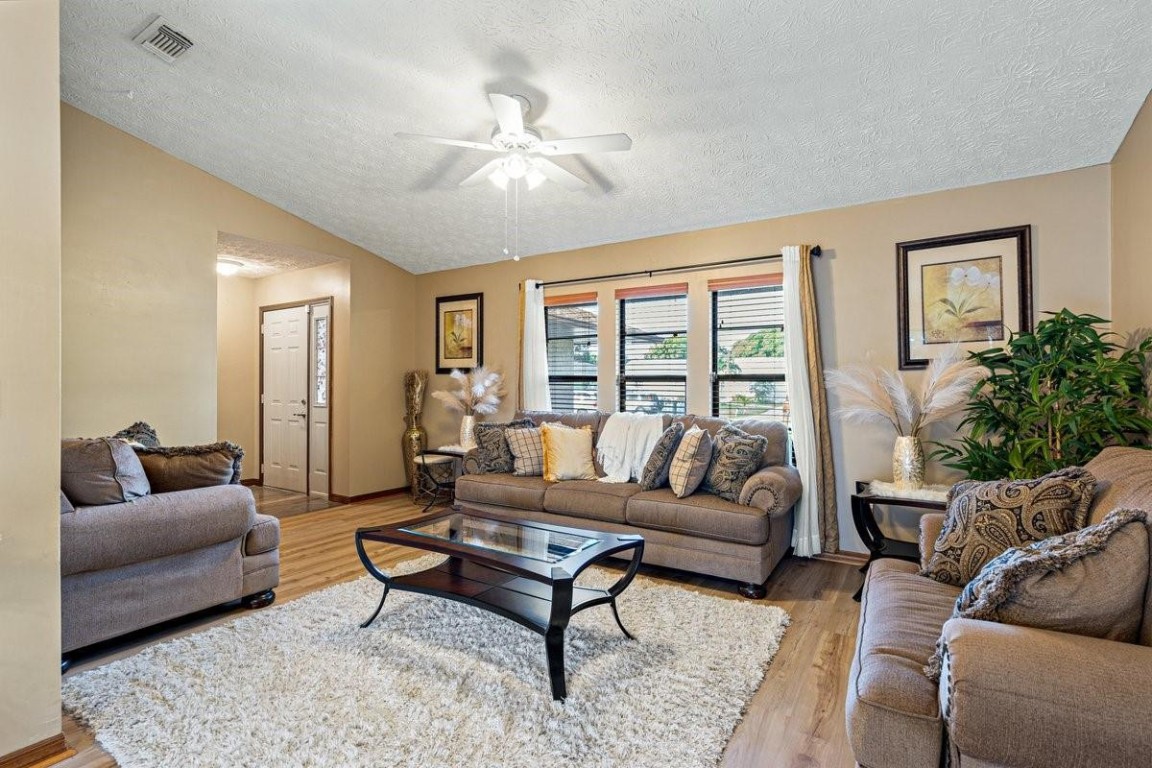 PORT ST LUCIE SECTION 24 - Residential