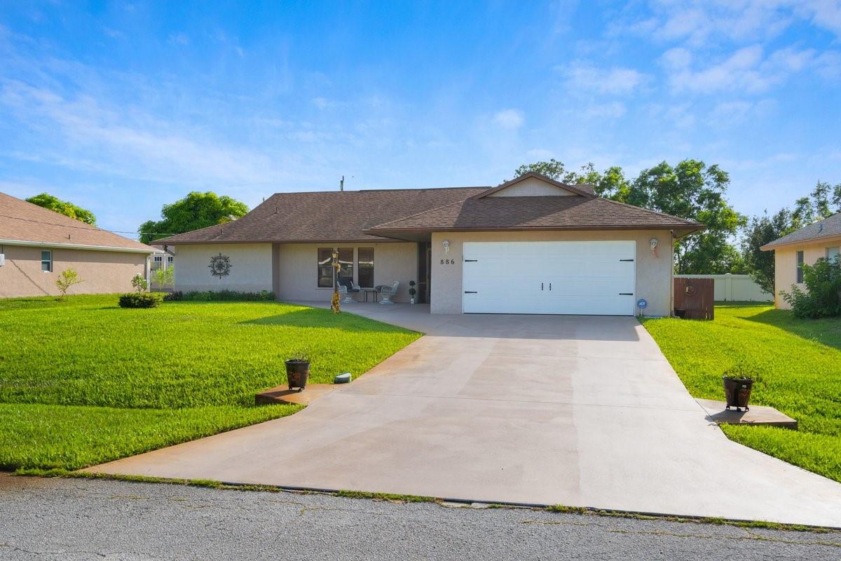 886 SE Odonnell Lane