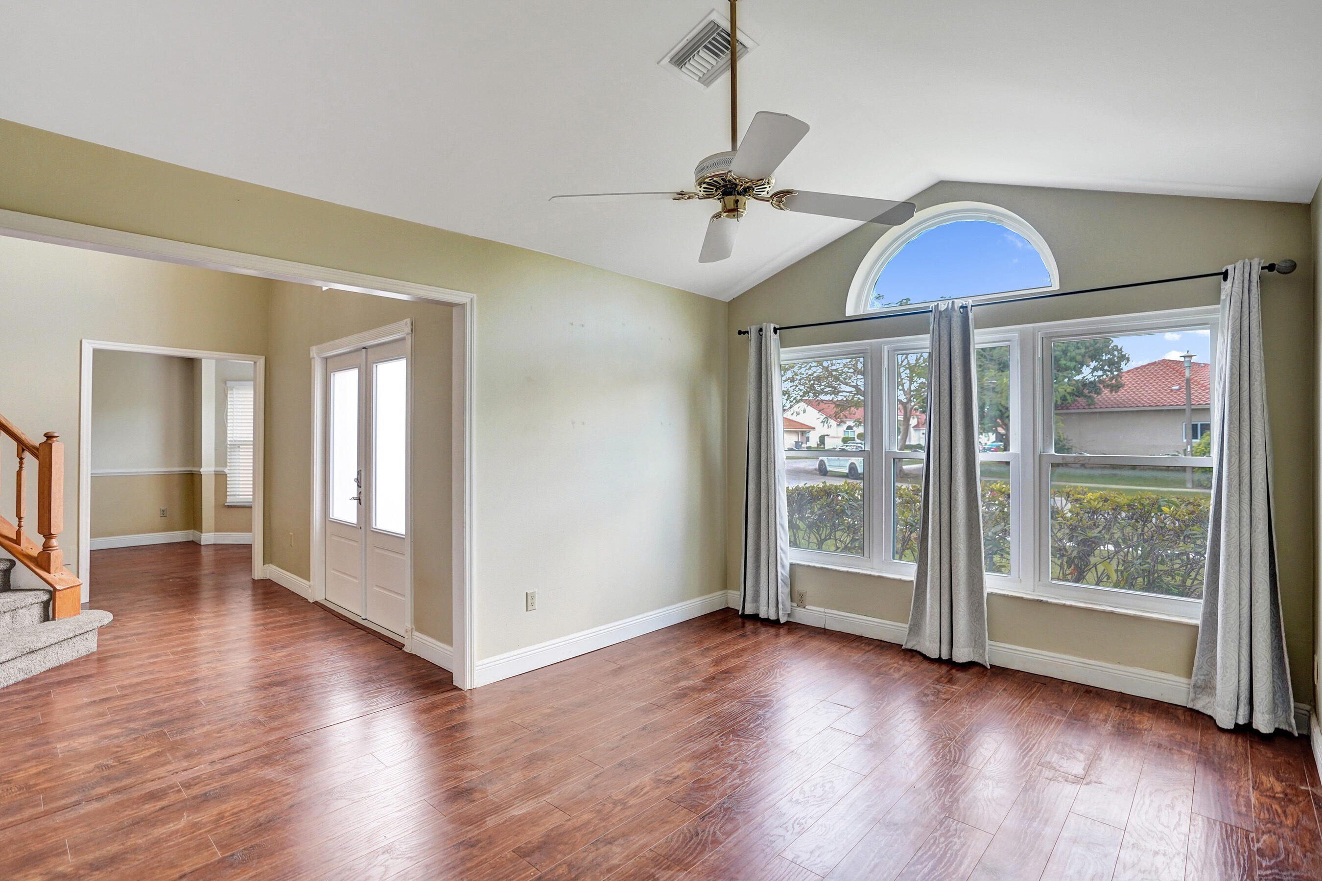 10732 Sea Cliff Circle