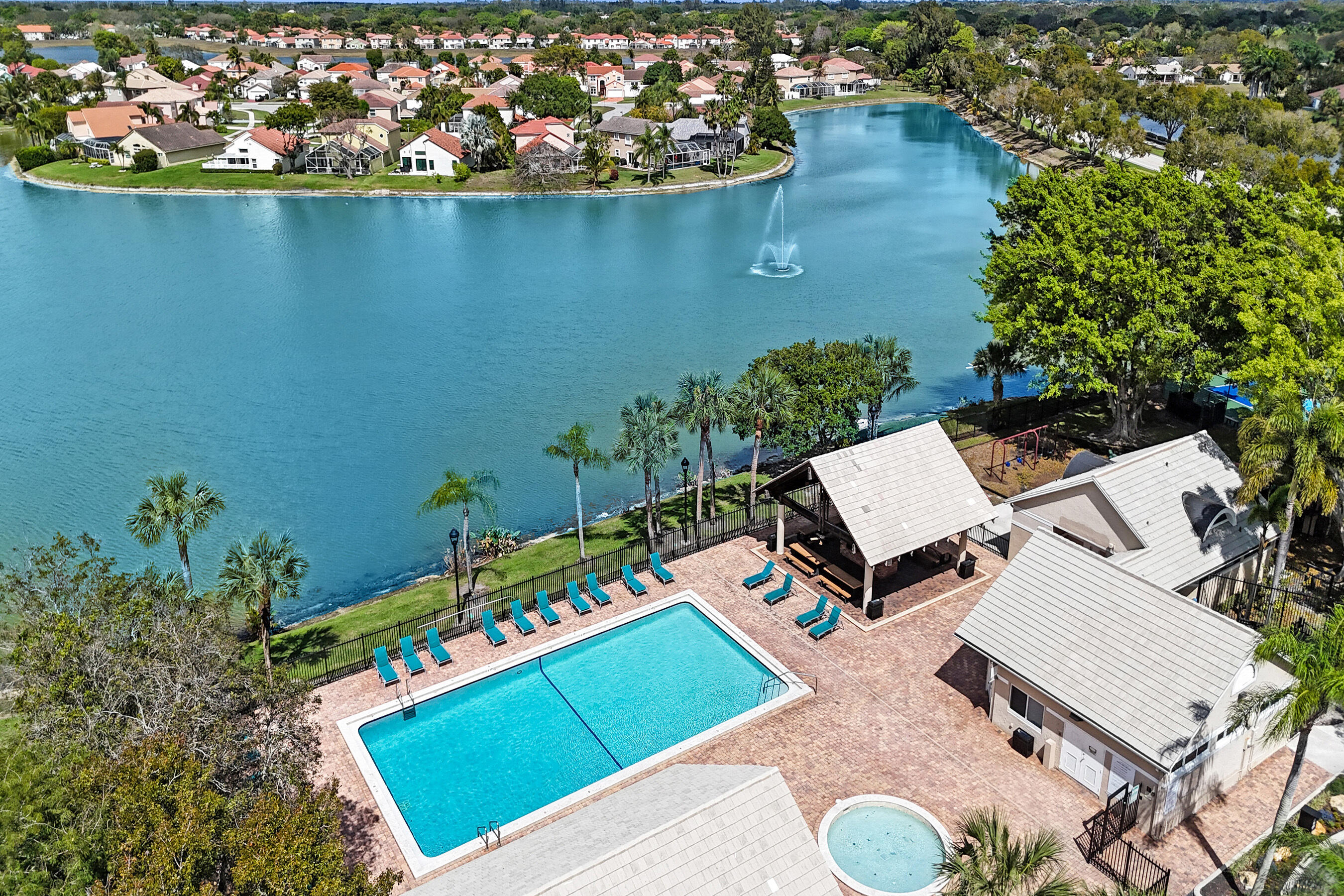 Harbour Lakes - Residential Lease