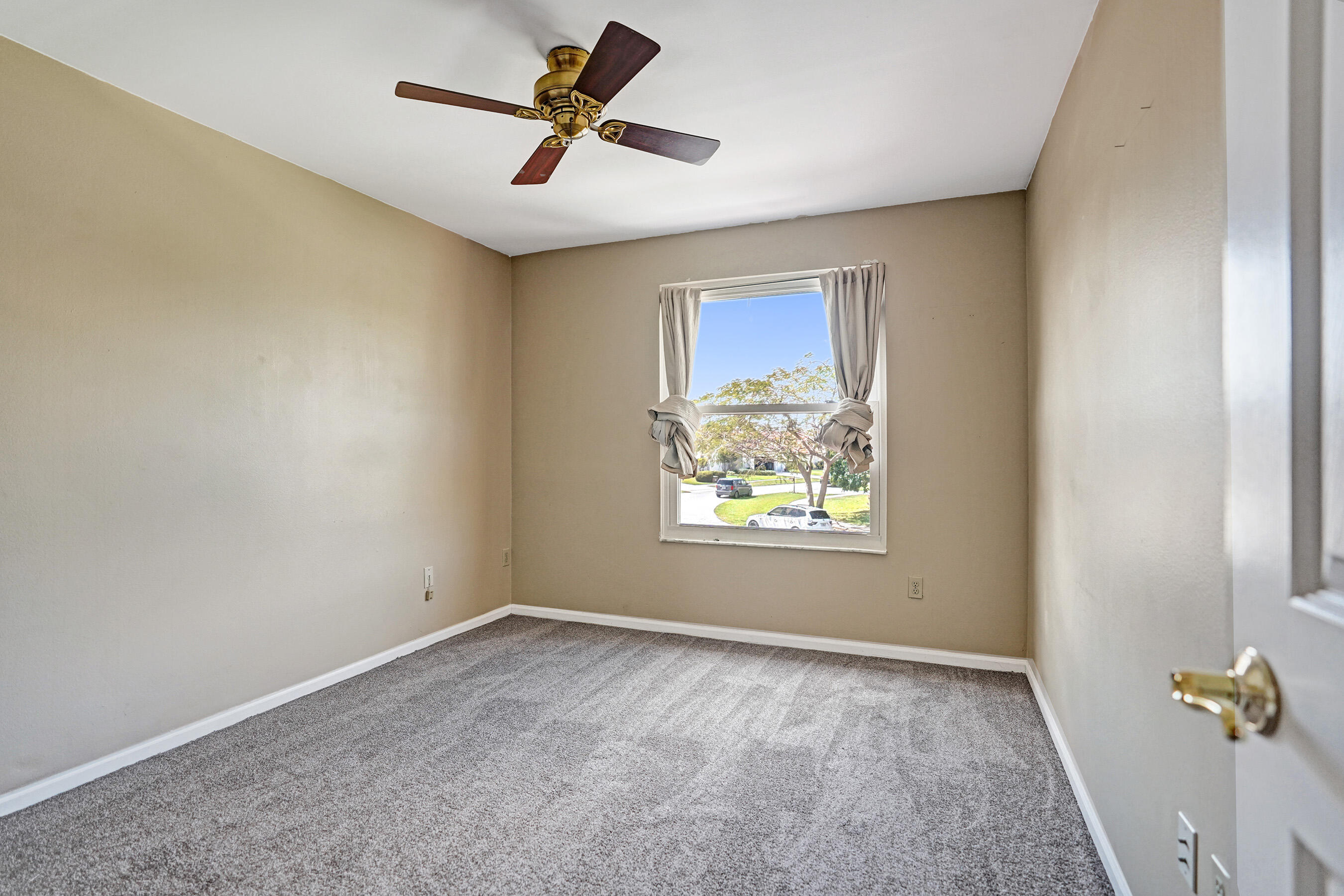 Harbour Lakes - Residential Lease