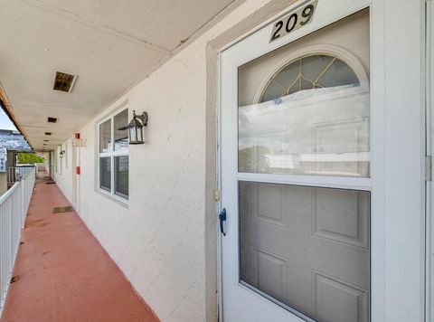 A home in Royal Palm Beach