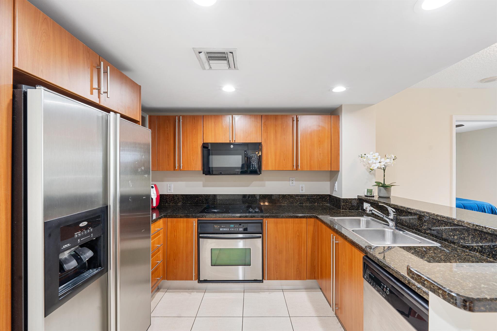 610 Clematis Street 234