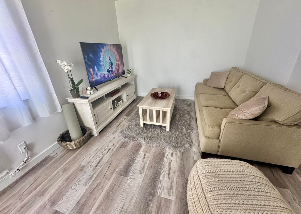 Photo of 113 N Lakeside Drive #3, Lake Worth Beach, FL 33460 (MLS # B26034970)