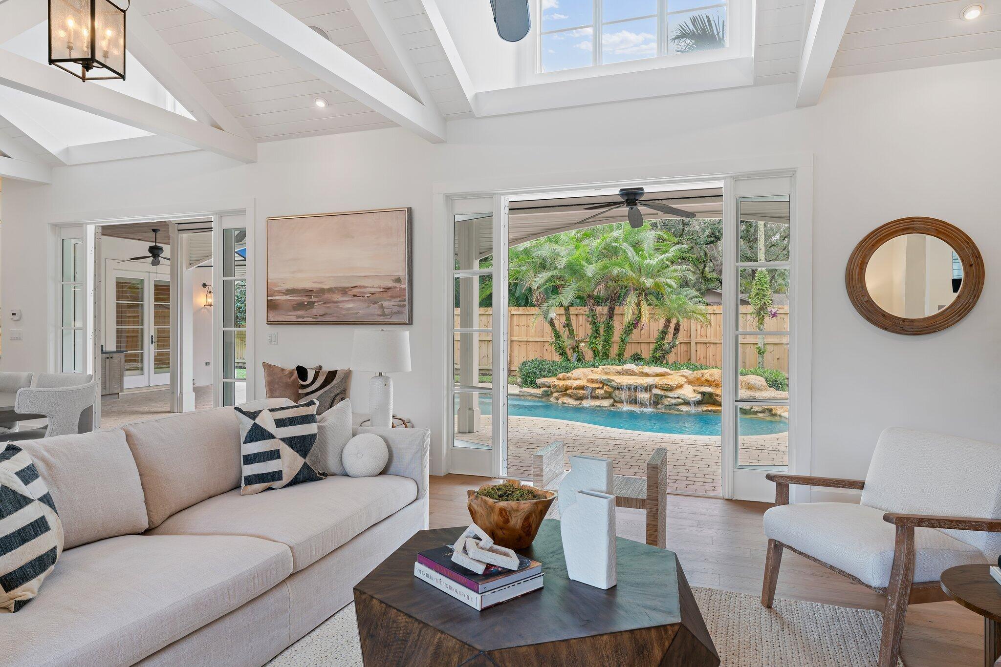 PALM HARBOR - Residential