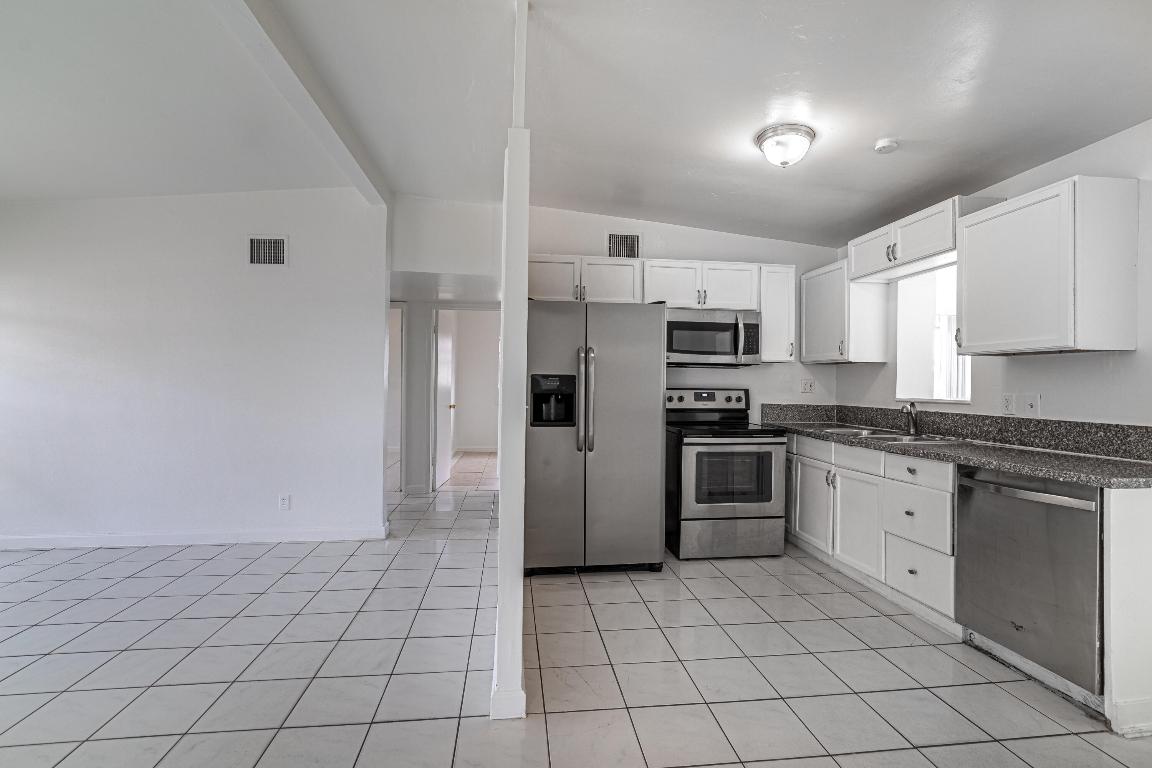 Forest Hill Village Plat 3 IN - Residential