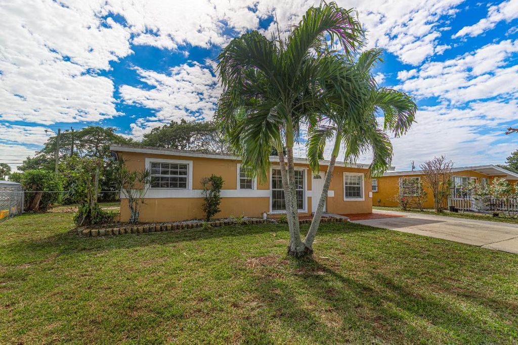 Photo of 5652 S Rue Road, West Palm Beach, FL 33415 (MLS # R11157156)