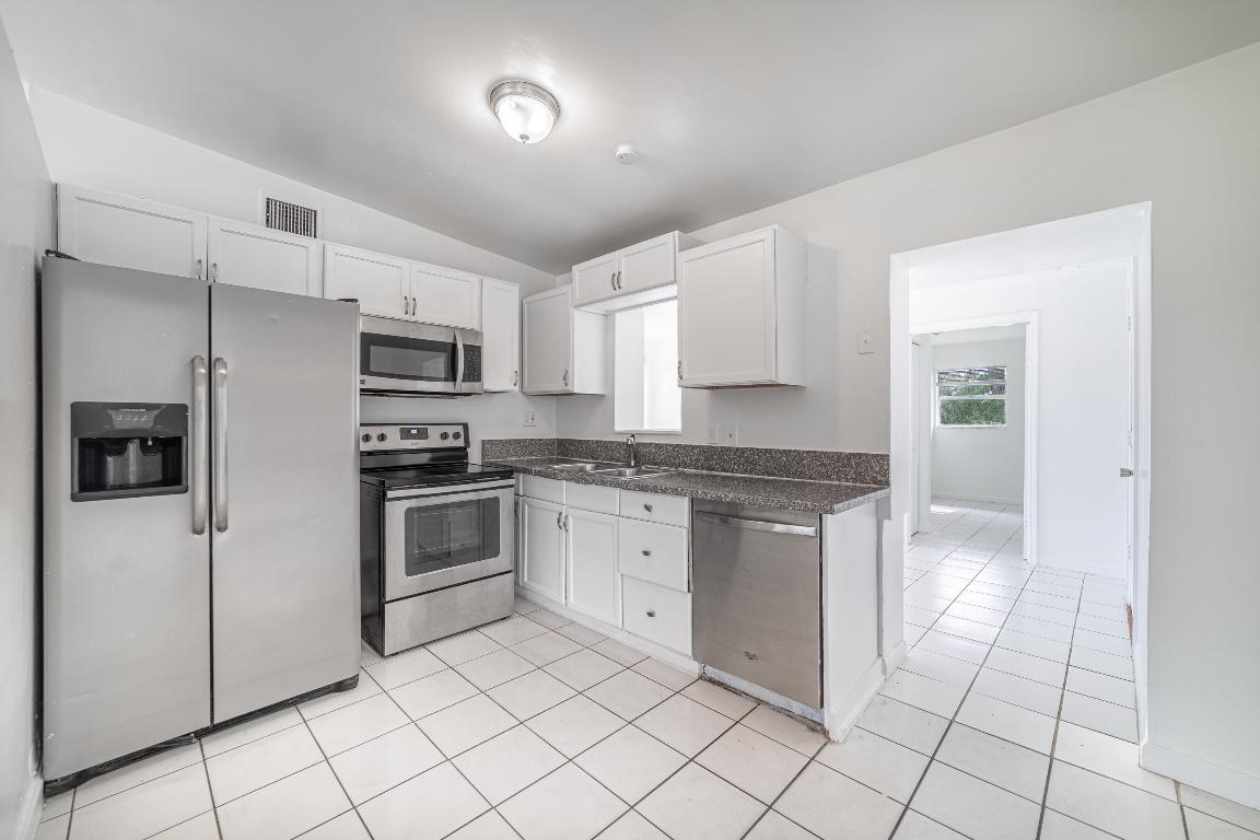 Forest Hill Village Plat 3 IN - Residential