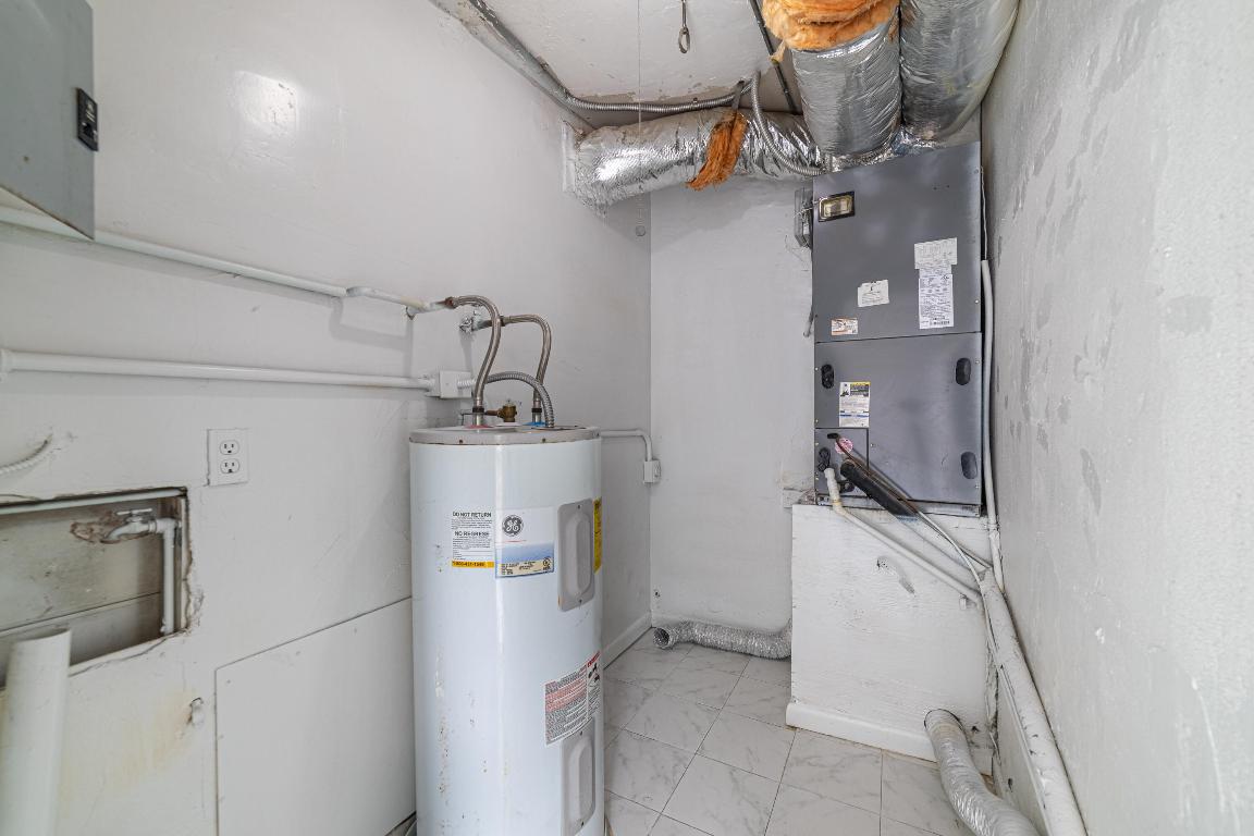 Forest Hill Village Plat 3 IN - Residential