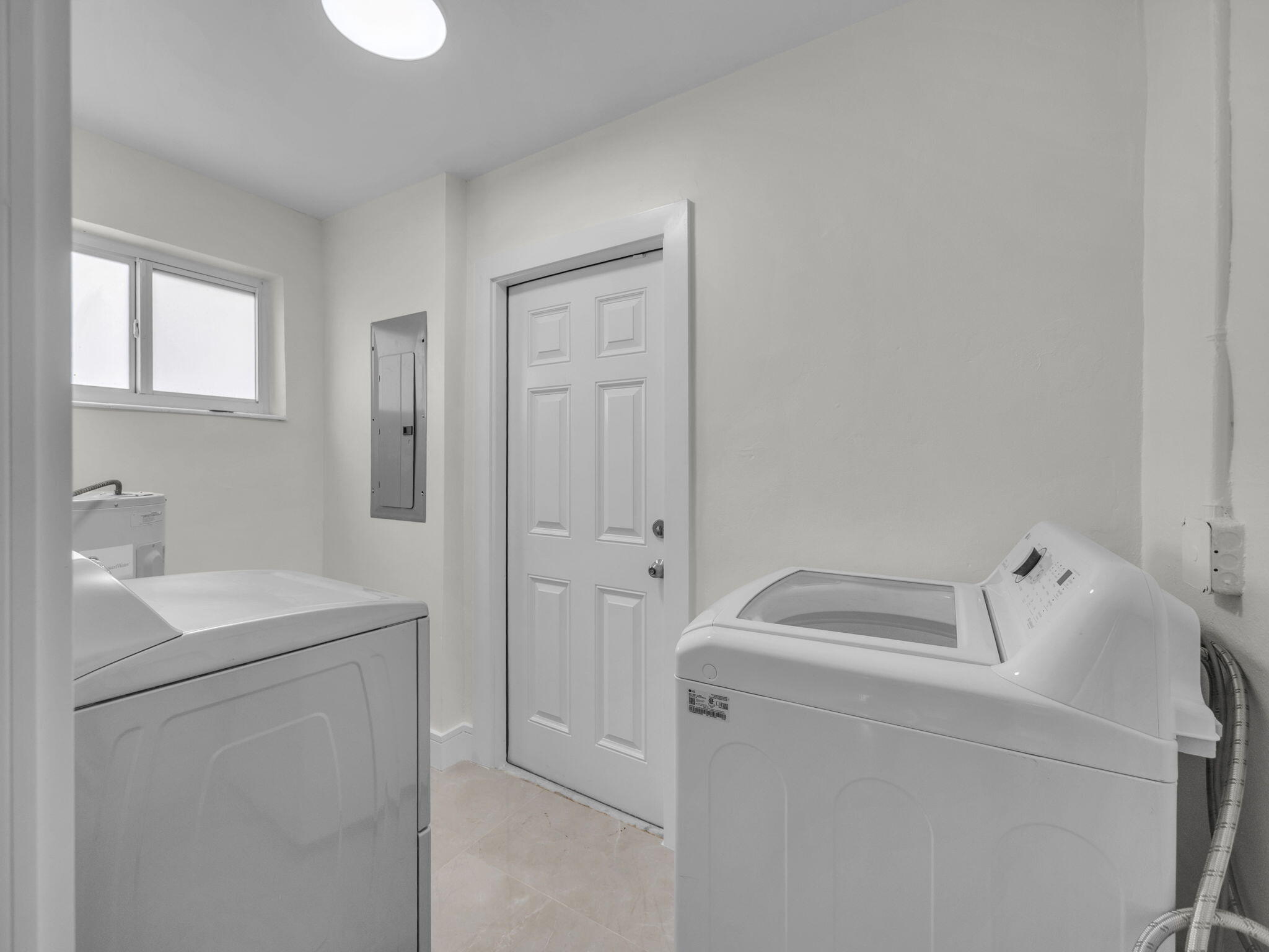 HIGHLAND LAKES SEC 3 - Residential