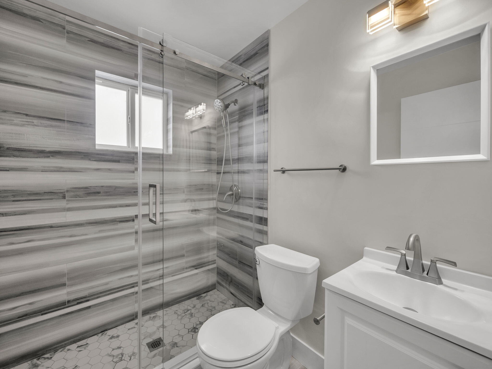 HIGHLAND LAKES SEC 3 - Residential