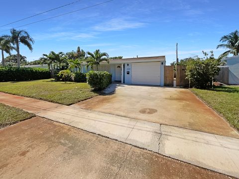 A home in Deerfield Beach