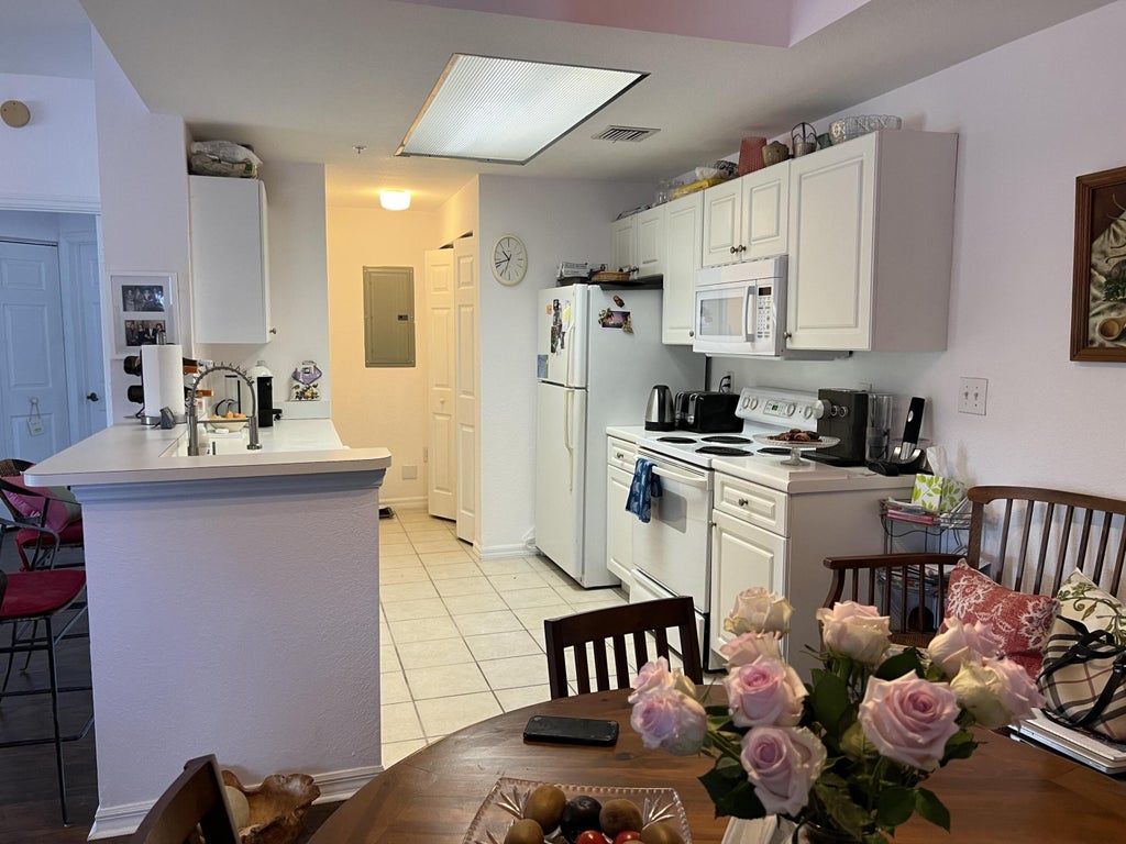 Photo of 2807 Veronia Drive #113, Palm Beach Gardens, FL 33410 (MLS # R11083058)