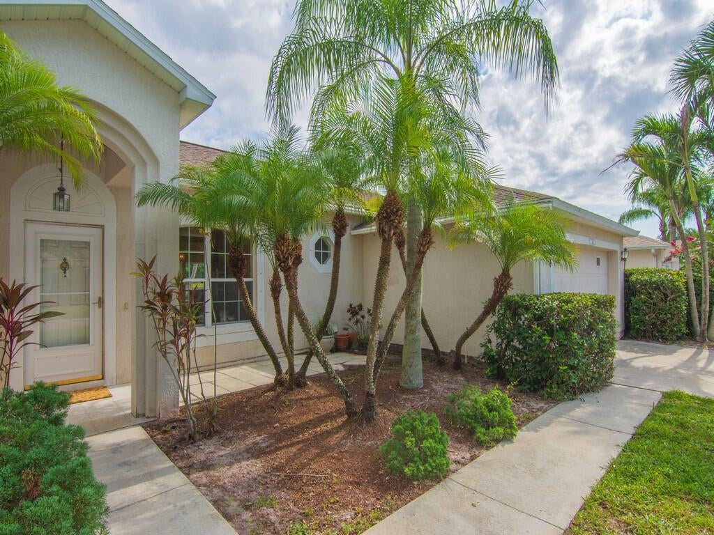 Photo of 3628 2nd Street SW, Vero Beach, FL 32968 (MLS # B26075318)