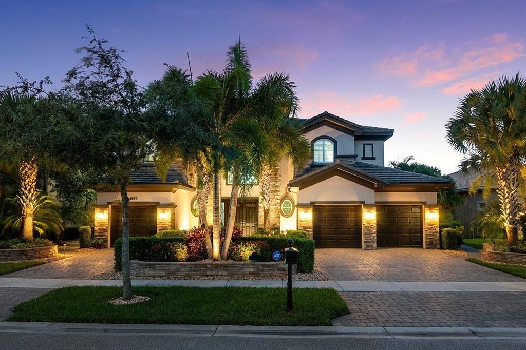 Photo of 8657 Wellington View Drive, West Palm Beach, FL 33411 (MLS # R10734123)