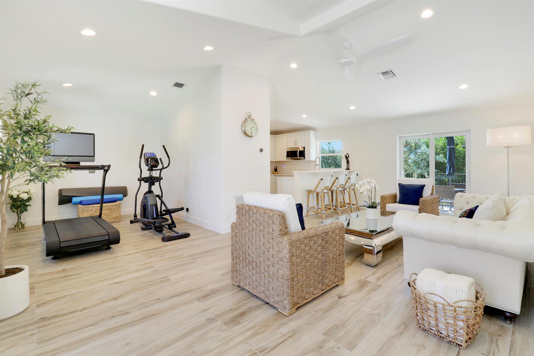 IBIS GOLF AND COUNTRY CLU - Residential