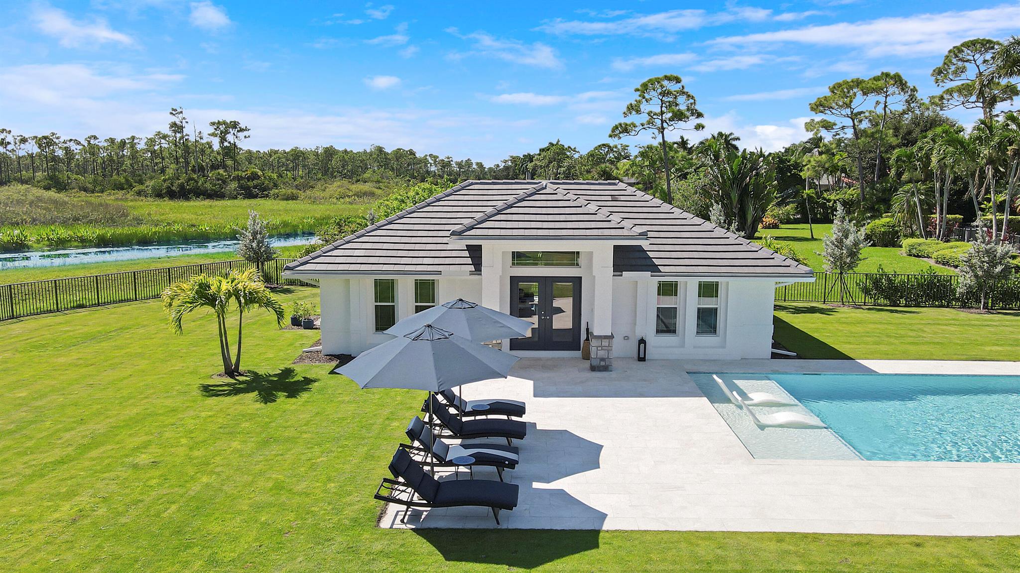 IBIS GOLF AND COUNTRY CLU - Residential