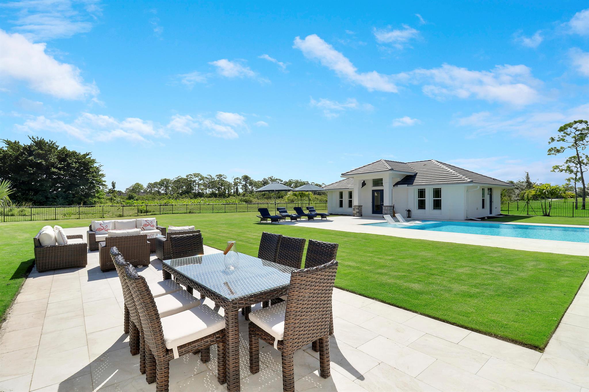 IBIS GOLF AND COUNTRY CLU - Residential