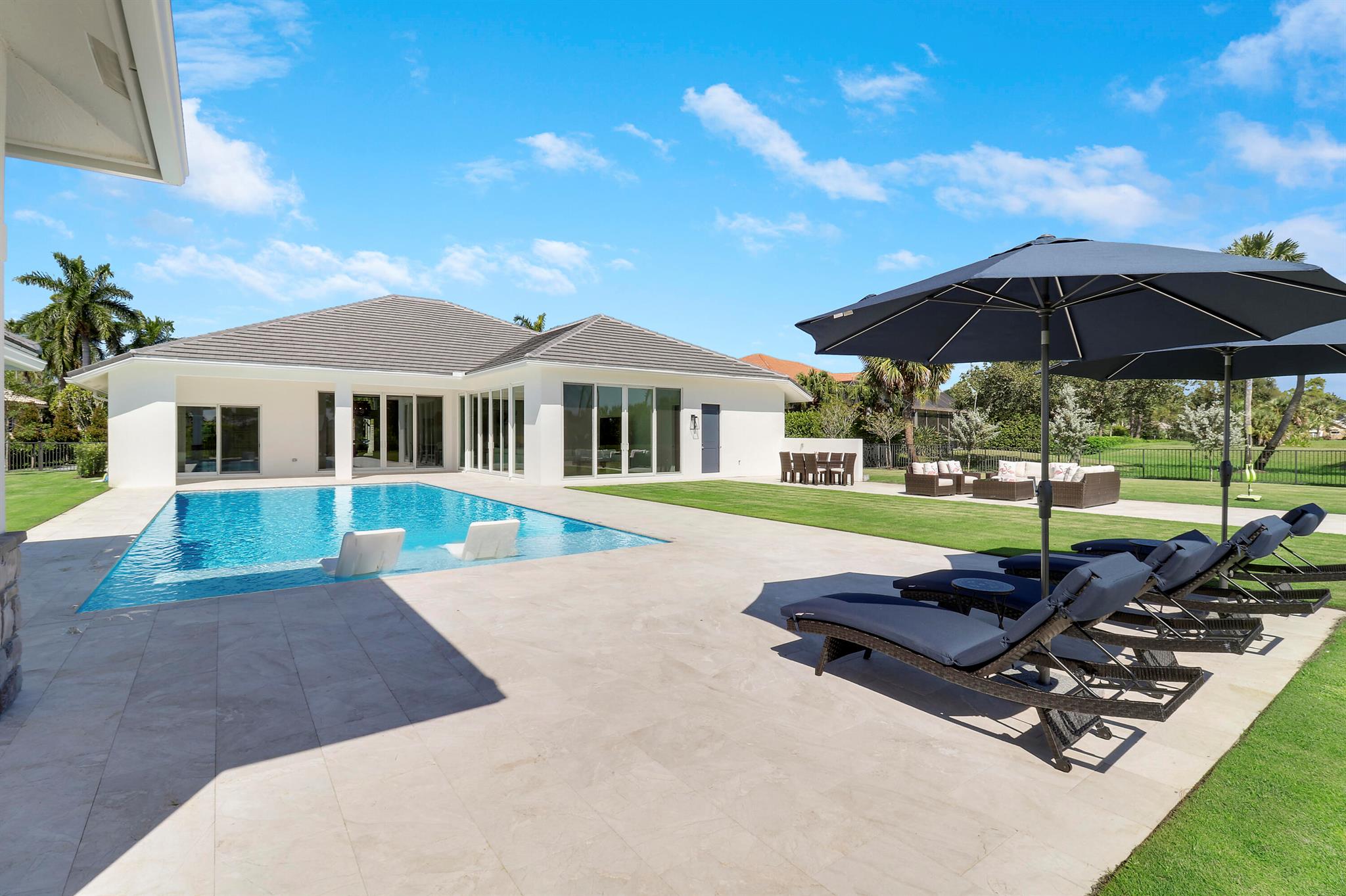 IBIS GOLF AND COUNTRY CLU - Residential