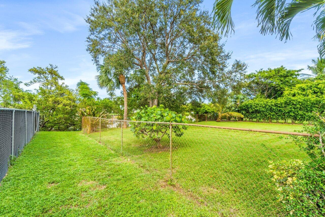 NORTH PALM BEACH VILLAGE - Residential Lease