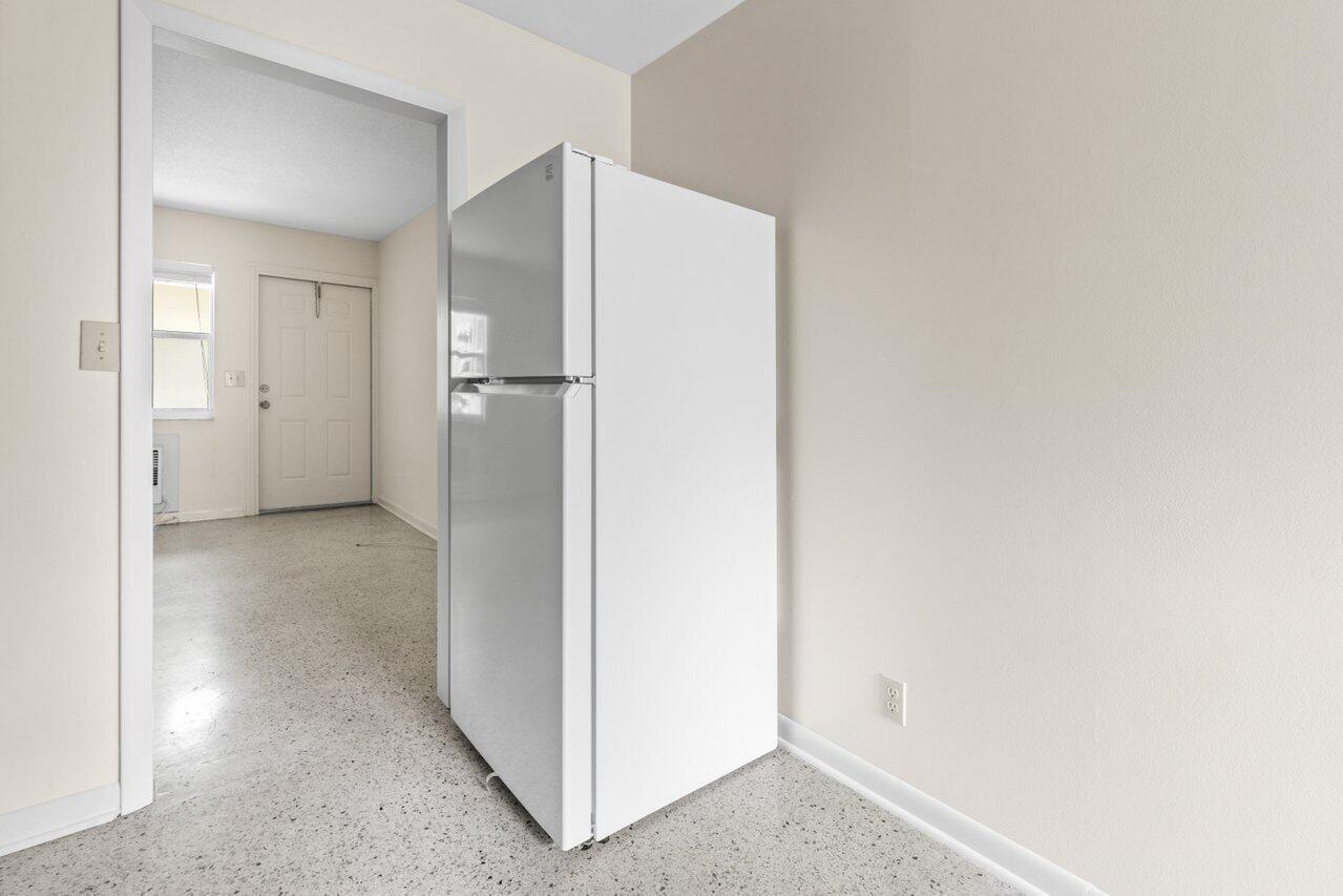 NORTH PALM BEACH VILLAGE - Residential Lease