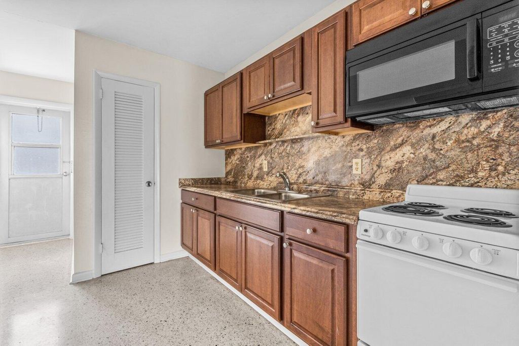 Photo of 751 Hummingbird Way #6, North Palm Beach, FL 33408 (MLS # R11145373)