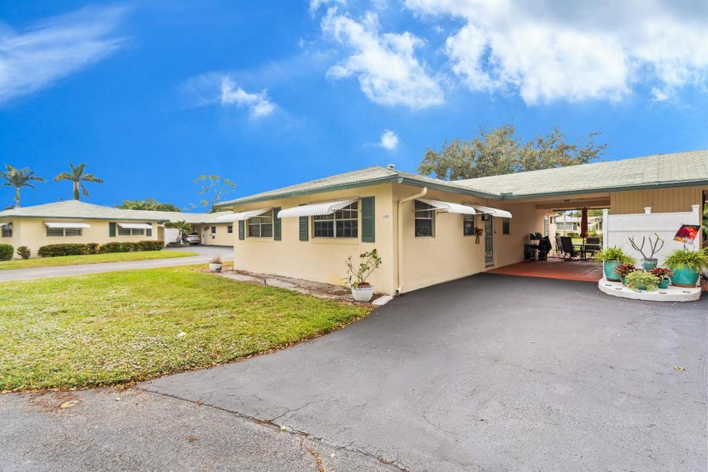 Photo of 249 Cardinal Lane, Delray Beach, FL 33445 (MLS # R11140937)