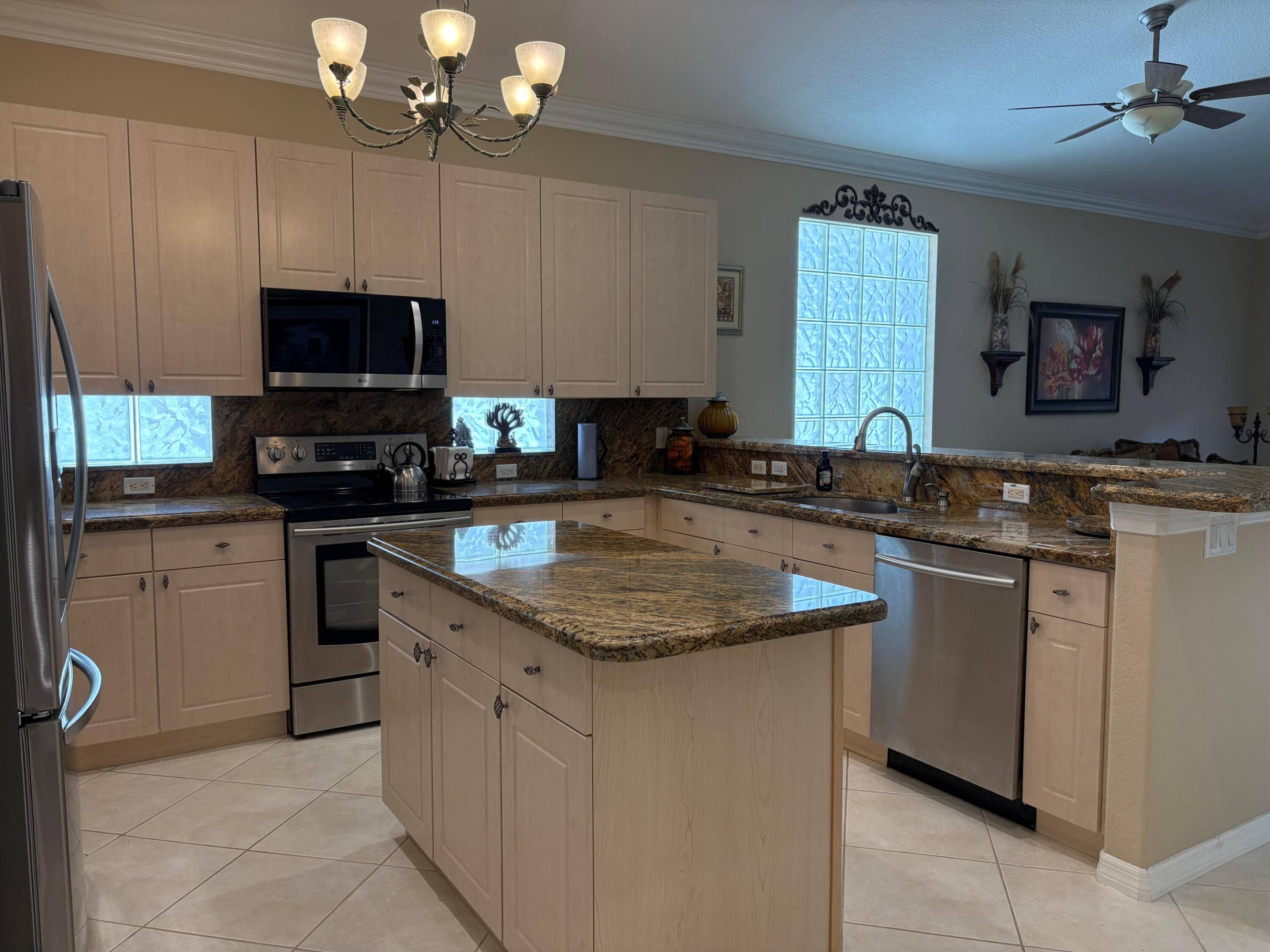 VENETIAN ISLES - Residential