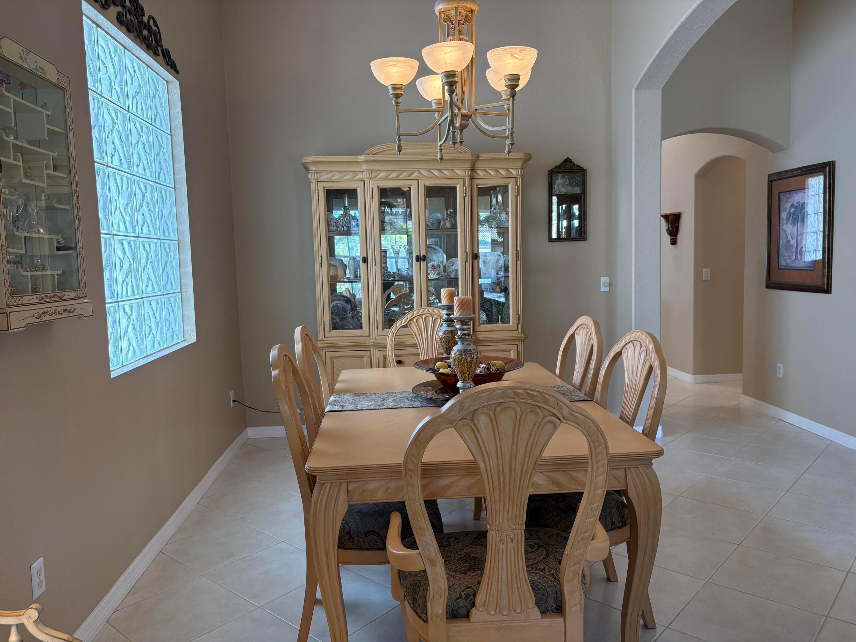 VENETIAN ISLES - Residential