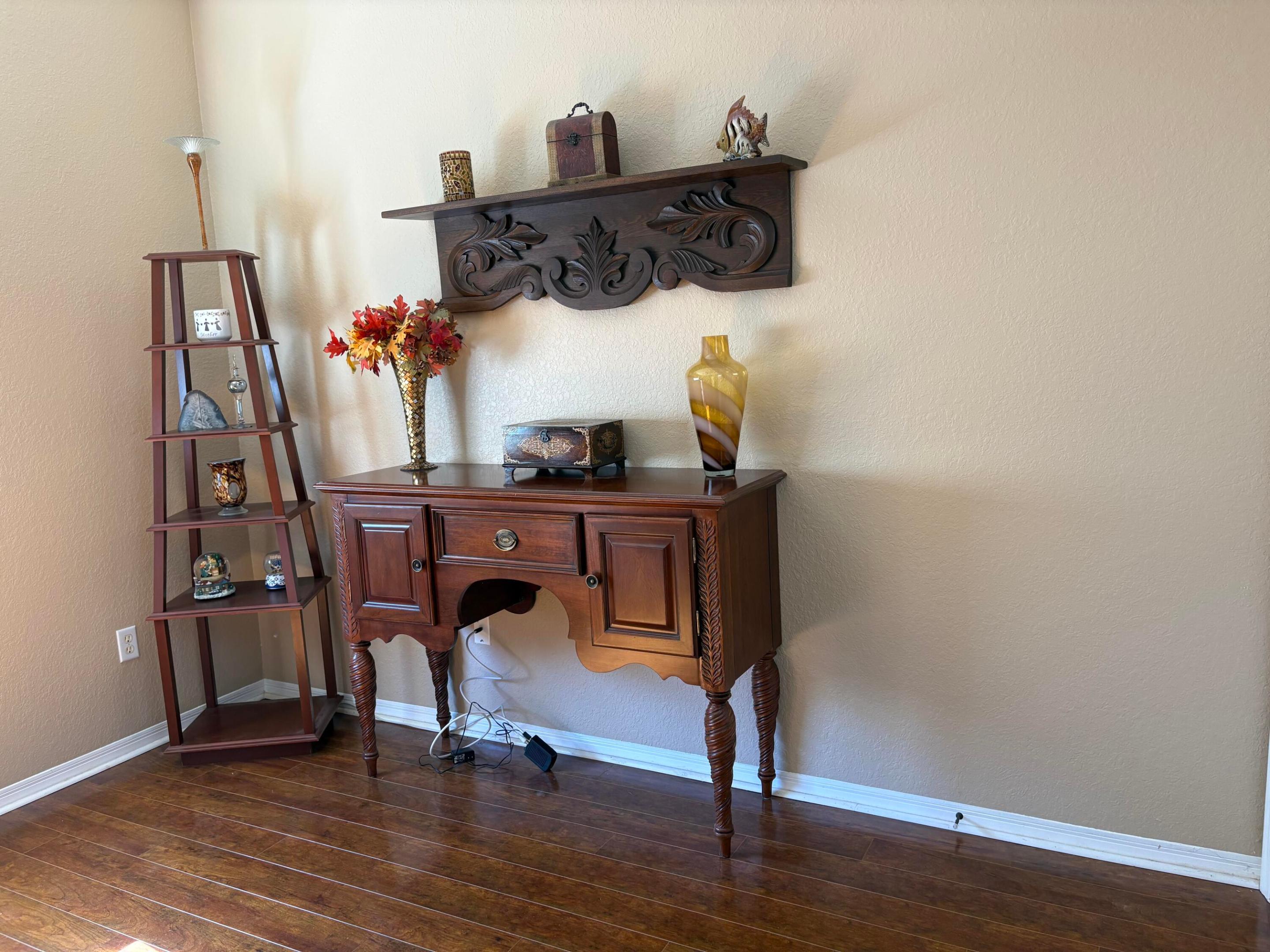 VENETIAN ISLES - Residential