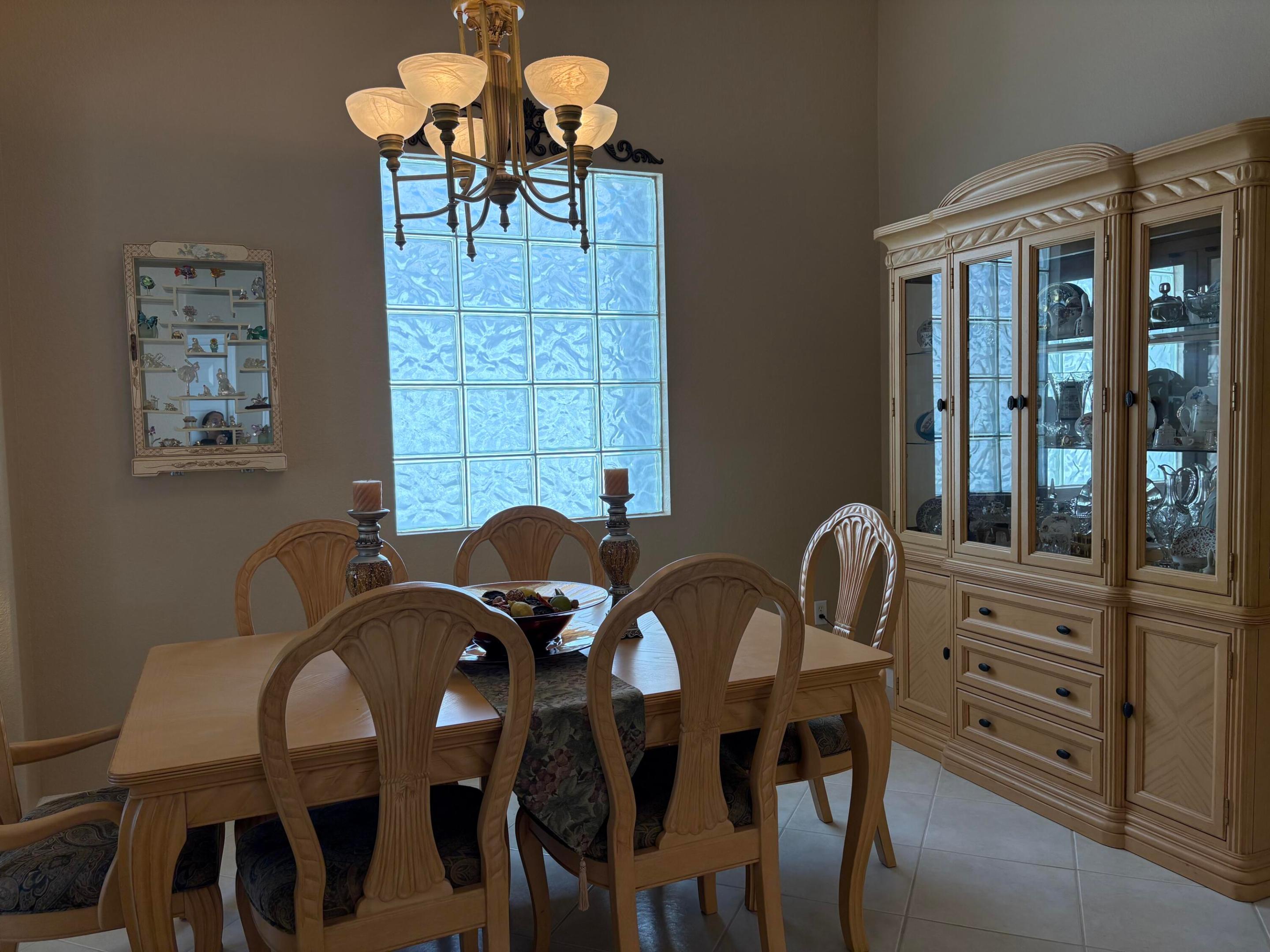 VENETIAN ISLES - Residential