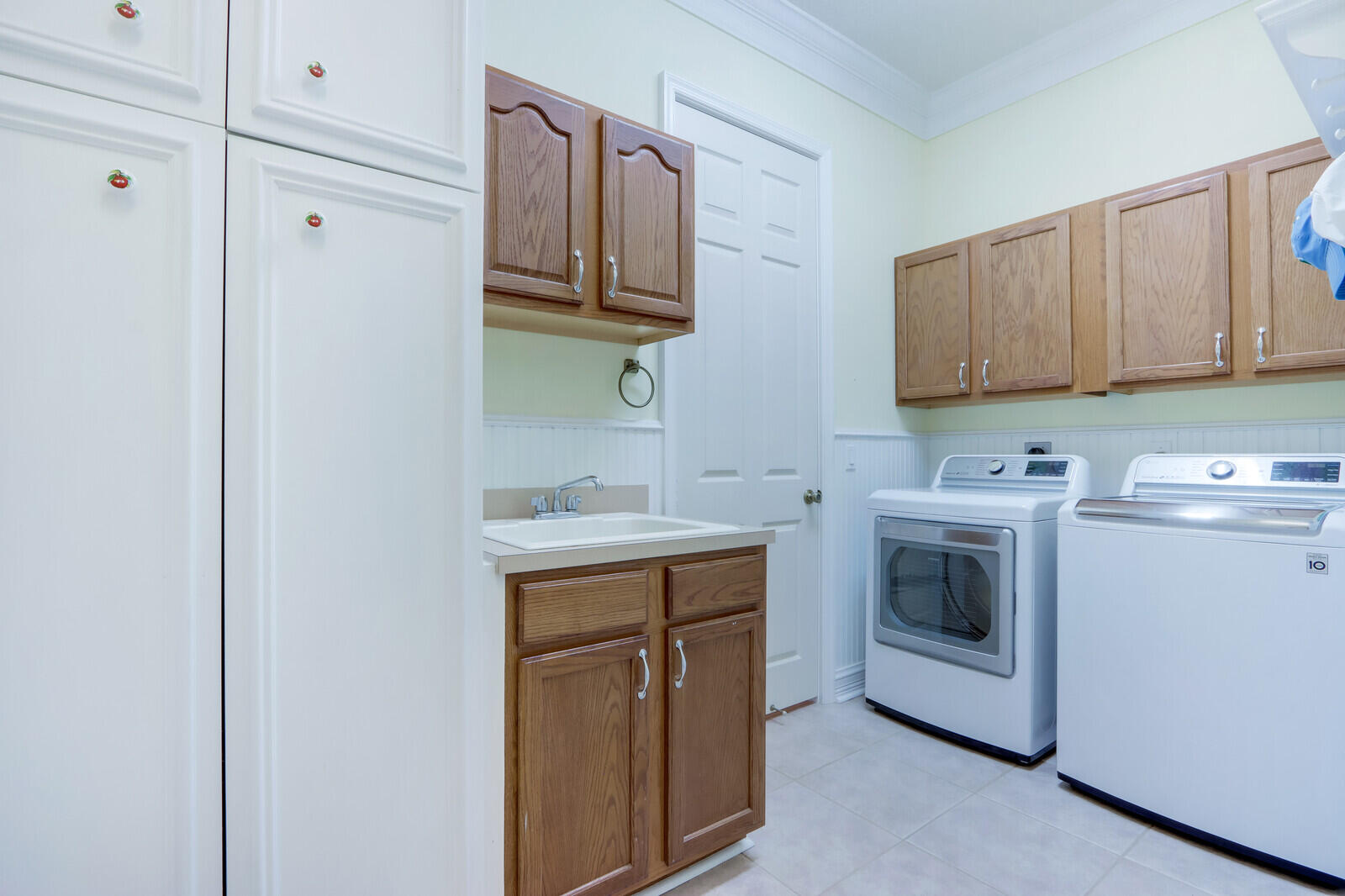 POD 27 AT THE RESERVE MUIRFIELD REPLAT - Residential