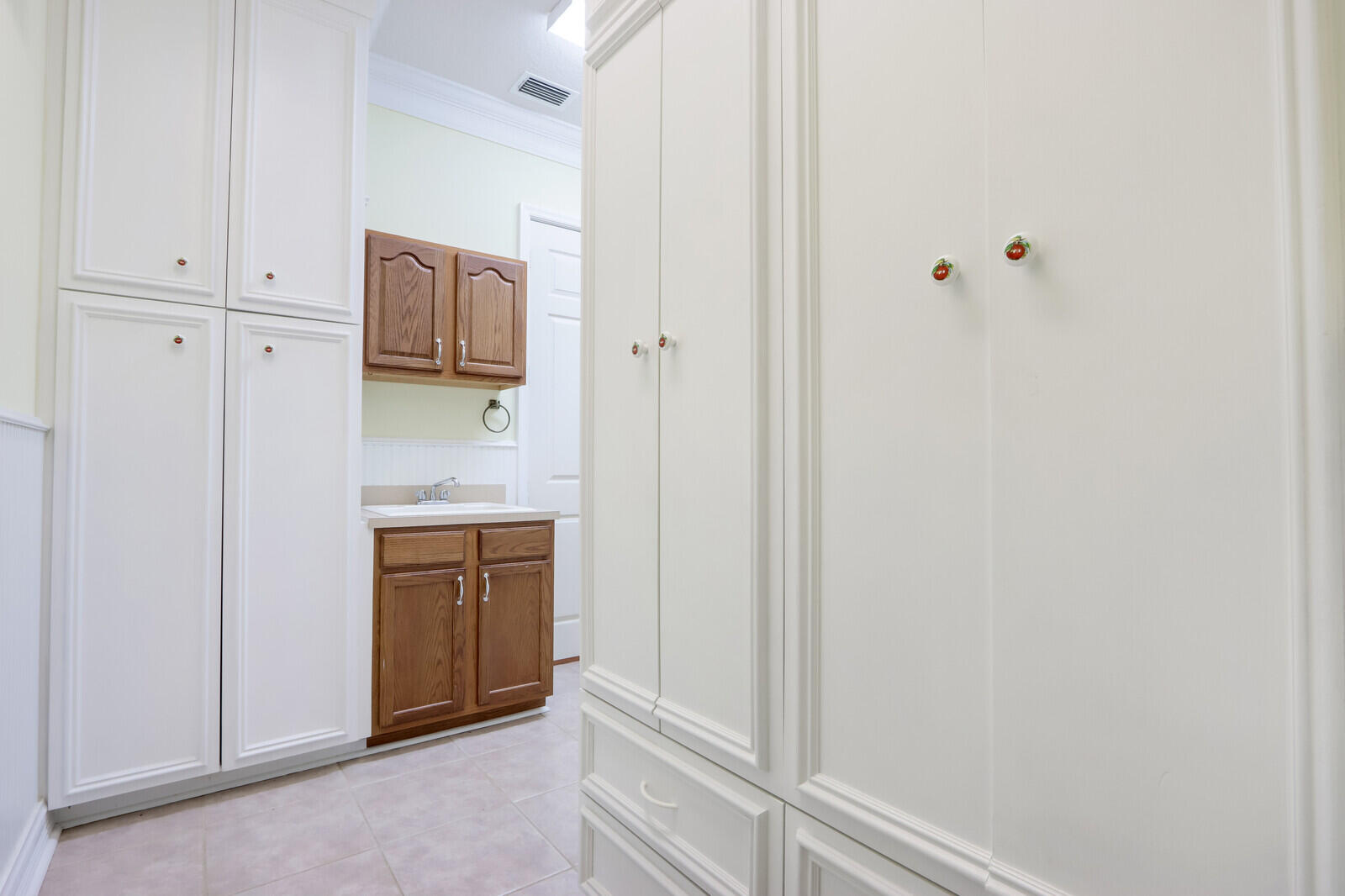 POD 27 AT THE RESERVE MUIRFIELD REPLAT - Residential