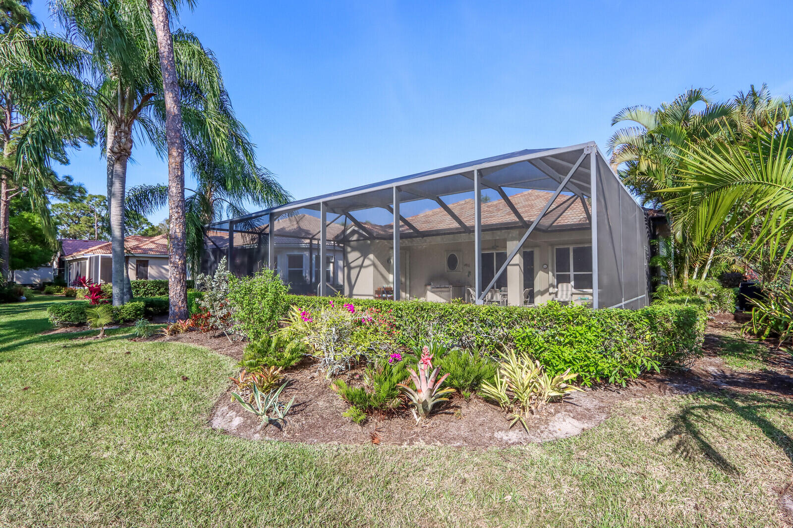 POD 27 AT THE RESERVE MUIRFIELD REPLAT - Residential