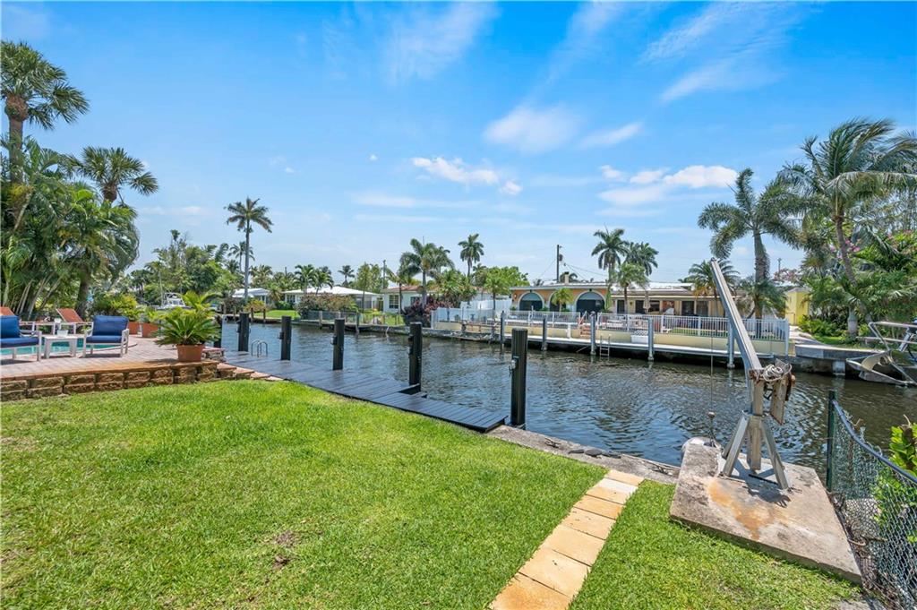 SOUTH NEW RIVER ISLES SEC - Residential