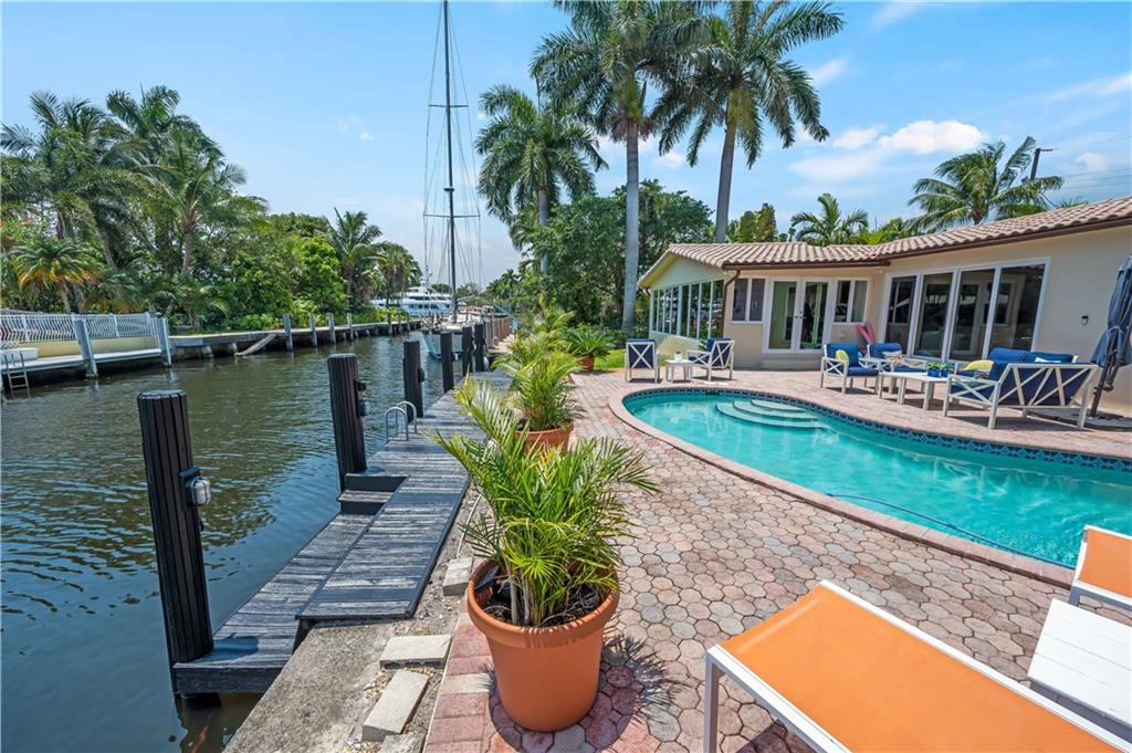 SOUTH NEW RIVER ISLES SEC - Residential