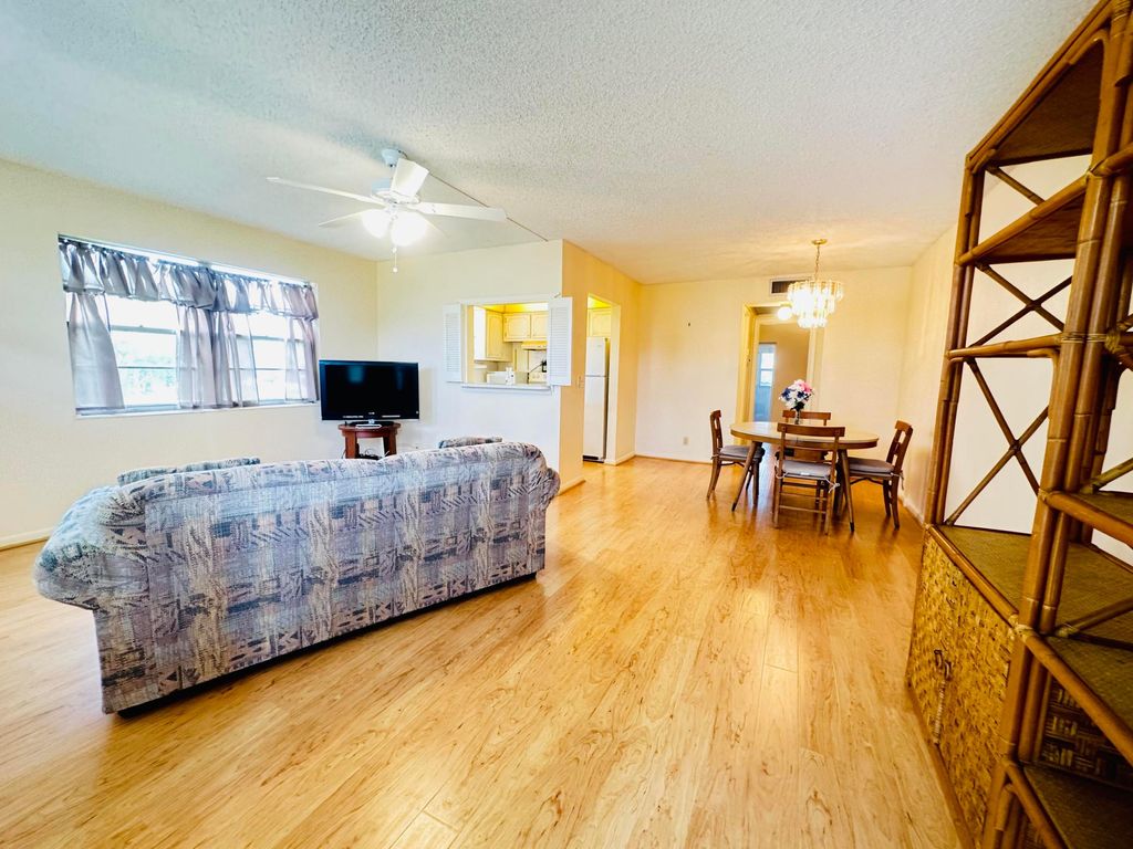 Photo of 269 Farnham L, Deerfield Beach, FL 33442 (MLS # B26029389)
