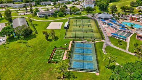 Tiny photo for 269 Farnham L, Deerfield Beach, FL 33442 (MLS # B26029389)