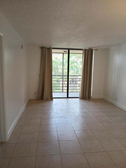 Tiny photo for 4760 LUCERNE LAKES Boulevard W #405, Lake Worth, FL 33467 (MLS # B26053186)