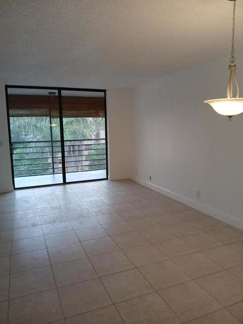 Tiny photo for 4760 LUCERNE LAKES Boulevard W #405, Lake Worth, FL 33467 (MLS # B26053186)