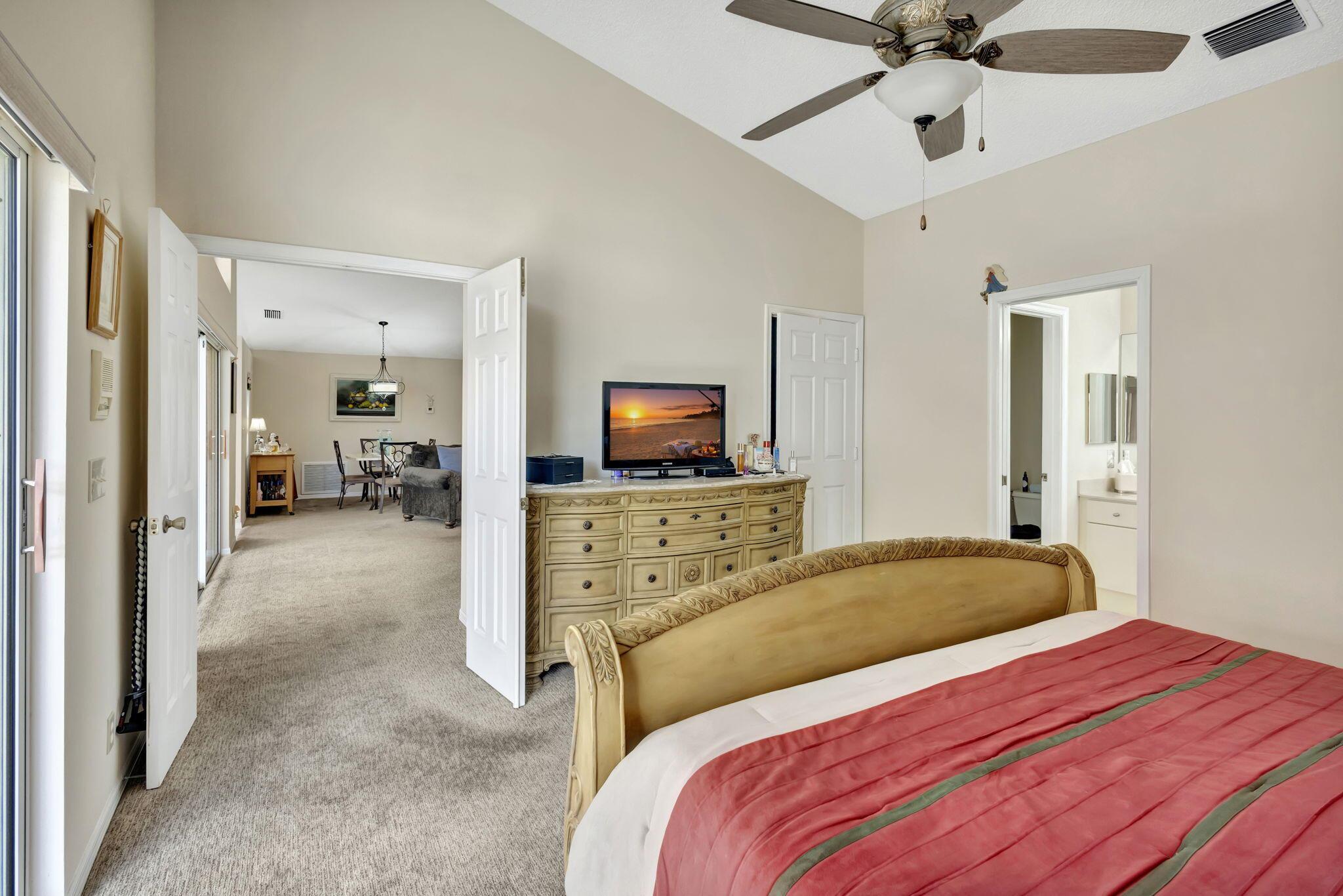 CHARTER CLUB AT MARTIN DO - Residential