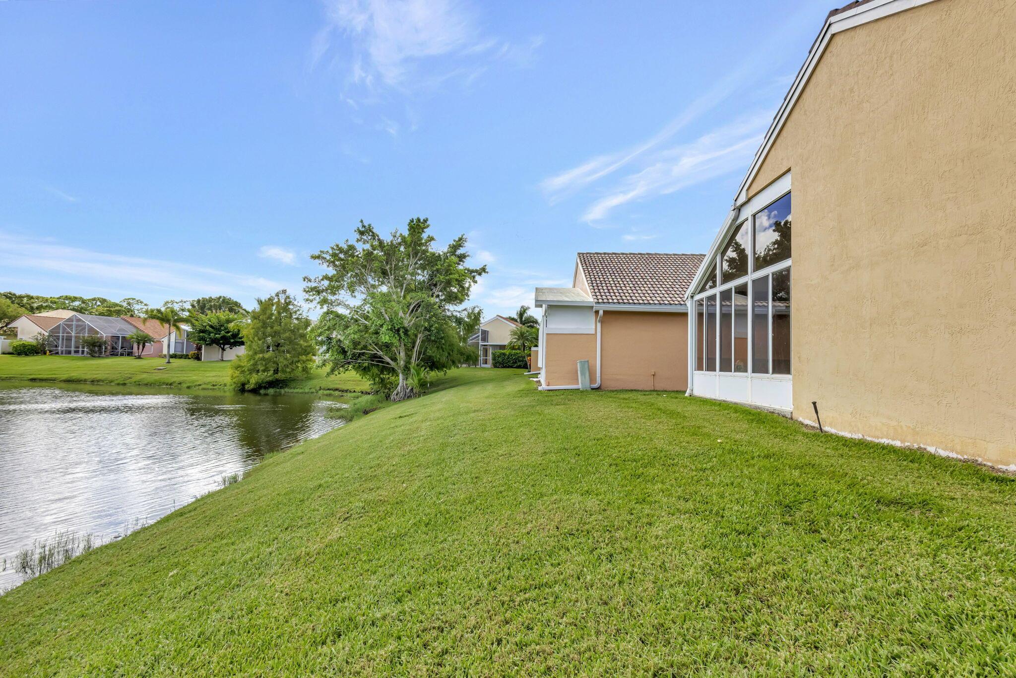 CHARTER CLUB AT MARTIN DO - Residential