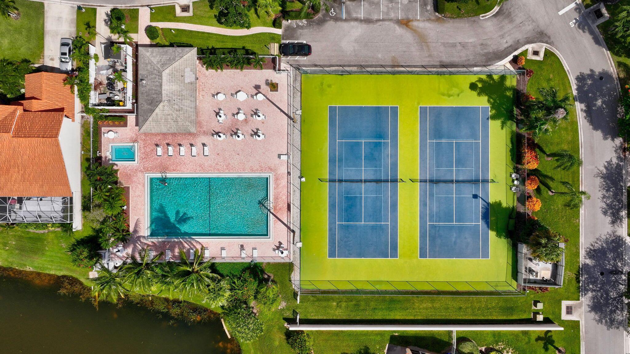 CHARTER CLUB AT MARTIN DO - Residential